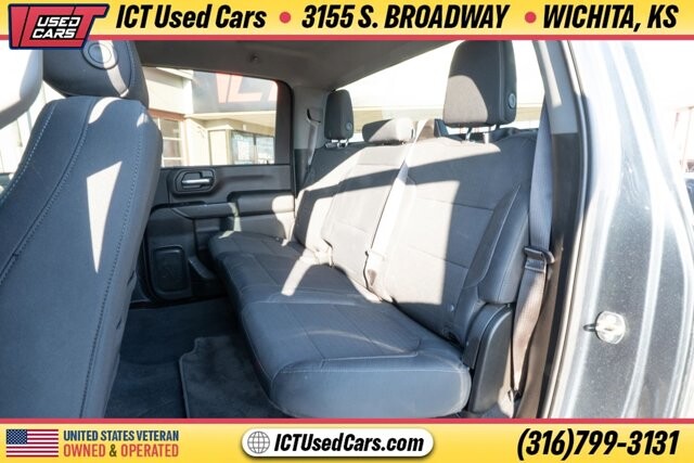 2020 Chevrolet Silverado 2500 in Wichita, KS 67216 - 18107812 20