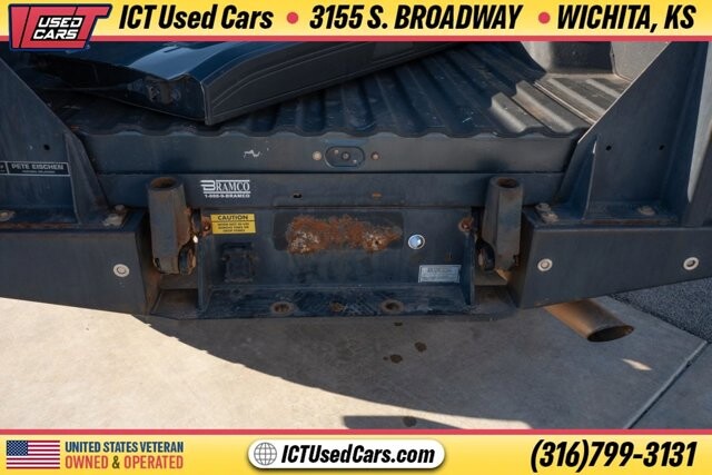 2020 Chevrolet Silverado 2500 in Wichita, KS 67216 - 18107812 6