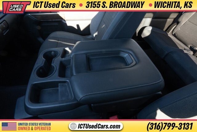 2020 Chevrolet Silverado 2500 in Wichita, KS 67216 - 18107812 11