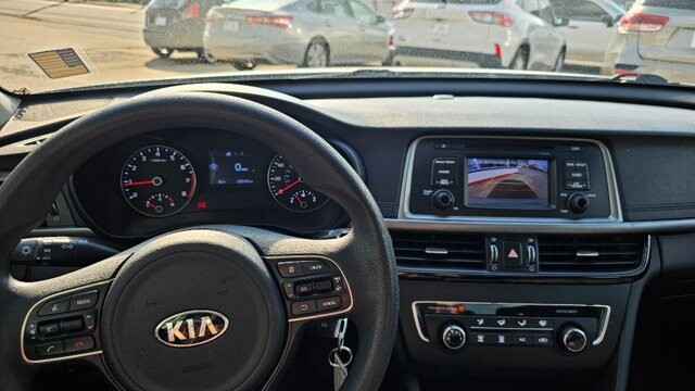 2017 Kia Optima in Cartersville, GA 30120 - 18107813 4