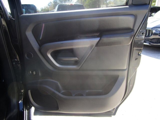 2015 Nissan Titan in Tampa, FL 33604-6914 - 18107816 20