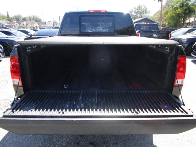 2015 Nissan Titan in Tampa, FL 33604-6914 - 18107816 27