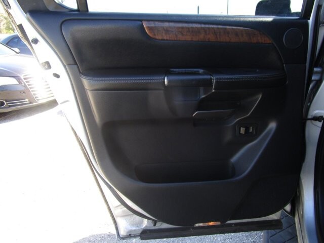 2012 Nissan Armada in Tampa, FL 33604-6914 - 18107817 18