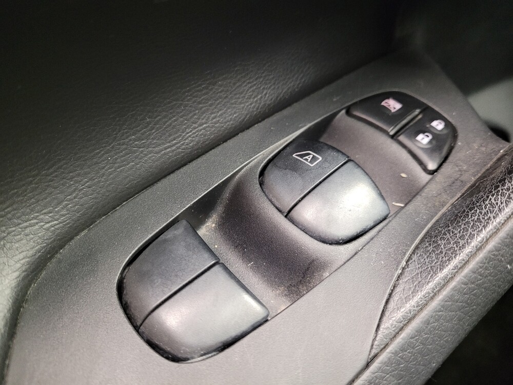 2018 Nissan Altima in Bakersfield, CA 93309 - 18107823 27