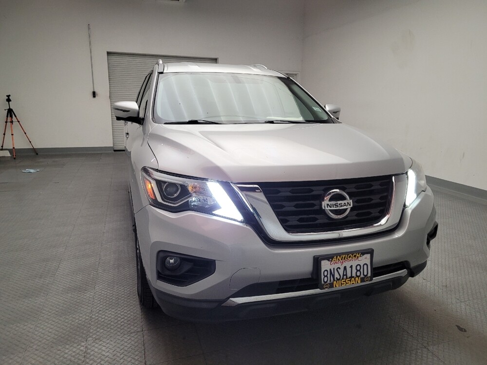 2018 Nissan Pathfinder in Downey, CA 90241 - 18107826 14
