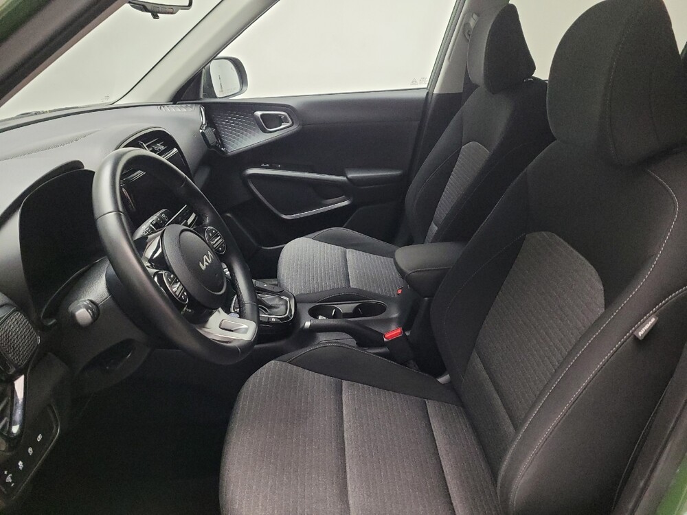 2023 Kia Soul in Montclair, CA 91763 - 18107829 17