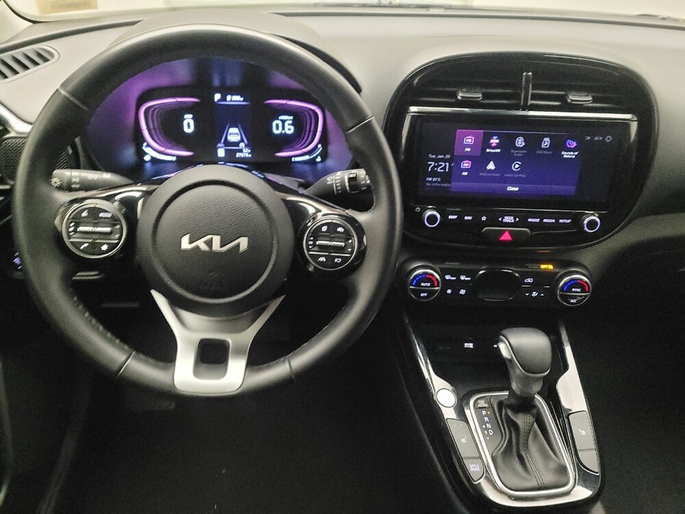 2023 Kia Soul in Montclair, CA 91763 - 18107829 22