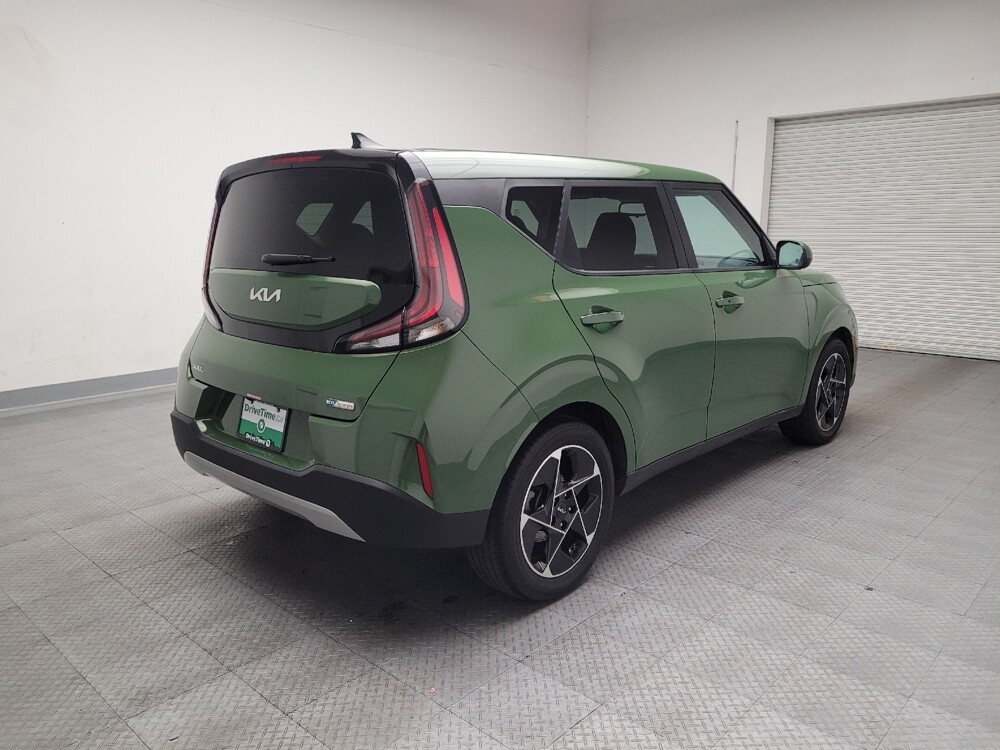 2023 Kia Soul in Montclair, CA 91763 - 18107829 9