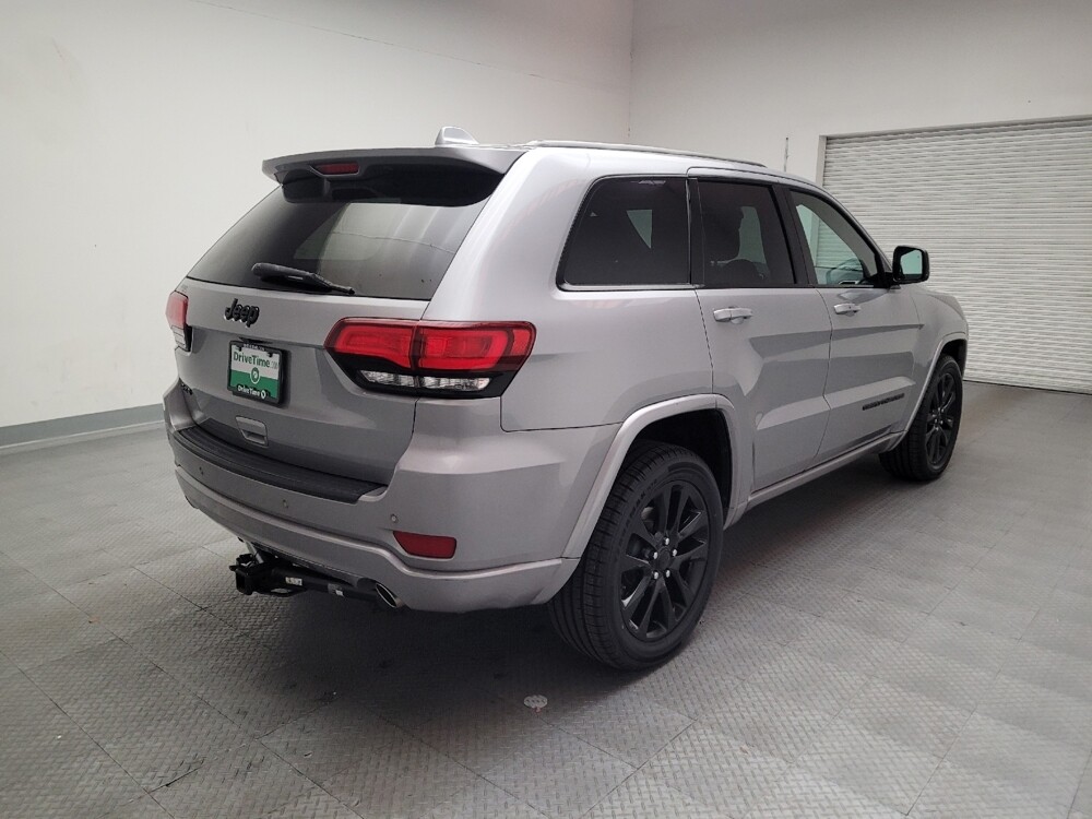 2019 Jeep Grand Cherokee in Montclair, CA 91763 - 18107830 9