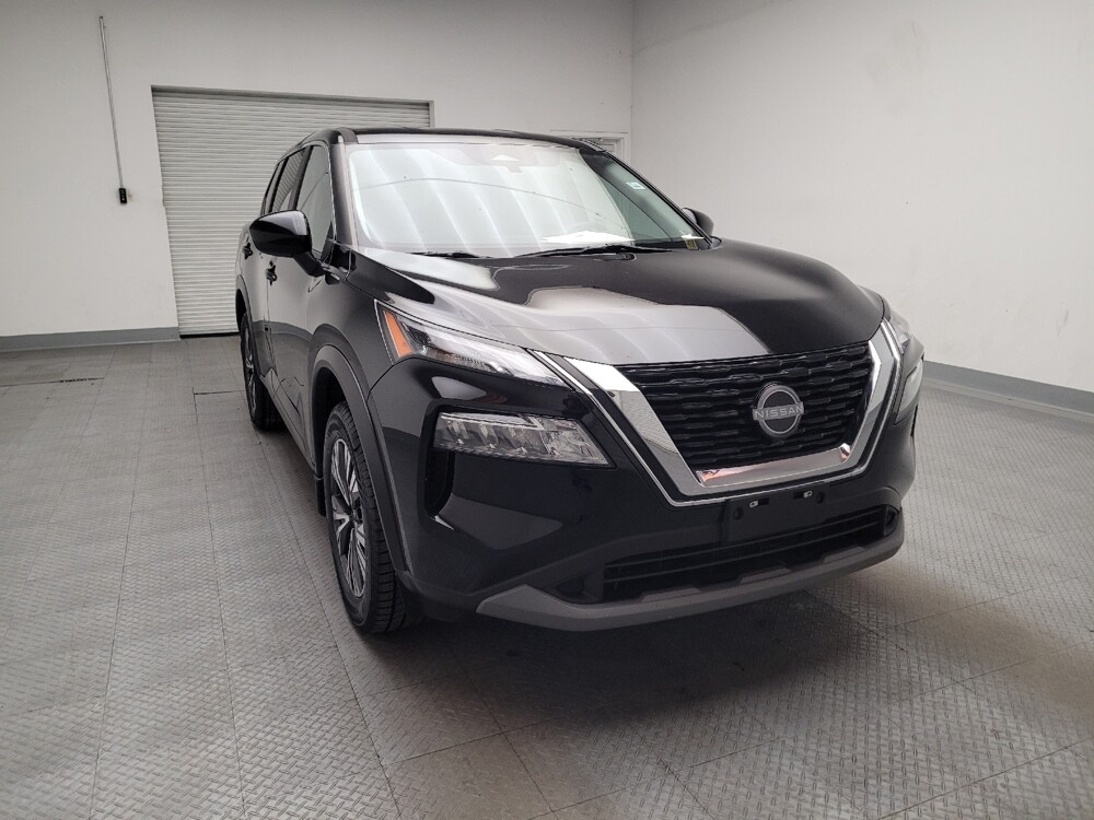 2023 Nissan Rogue in Downey, CA 90241 - 18107831 14