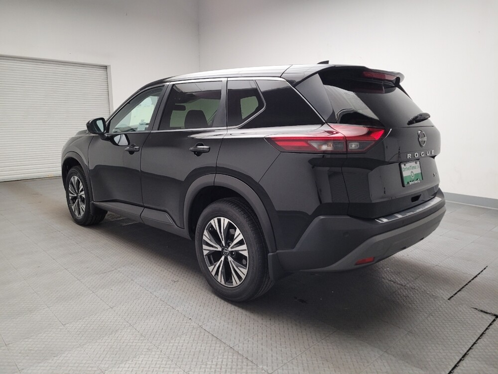 2023 Nissan Rogue in Downey, CA 90241 - 18107831 5