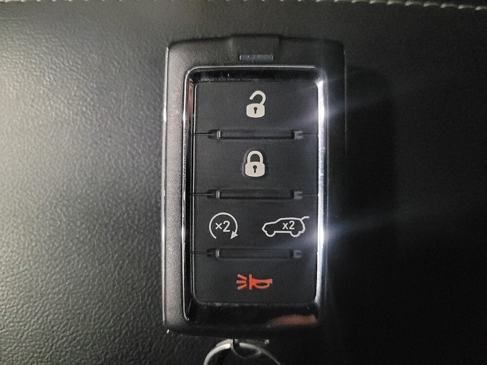 2022 Jeep Grand Cherokee L in New Castle, DE 19720 - 18107832 32