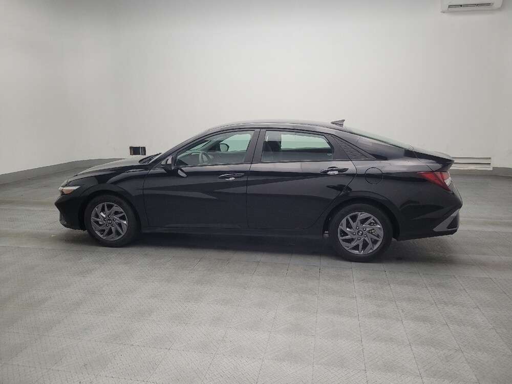 2024 Hyundai Elantra in Morrow, GA 30260 - 18107833 3