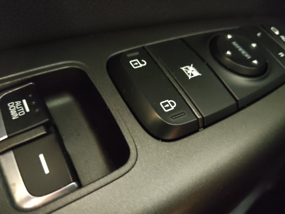 2021 Kia Sportage in Greenville, SC 29607 - 18107837 27