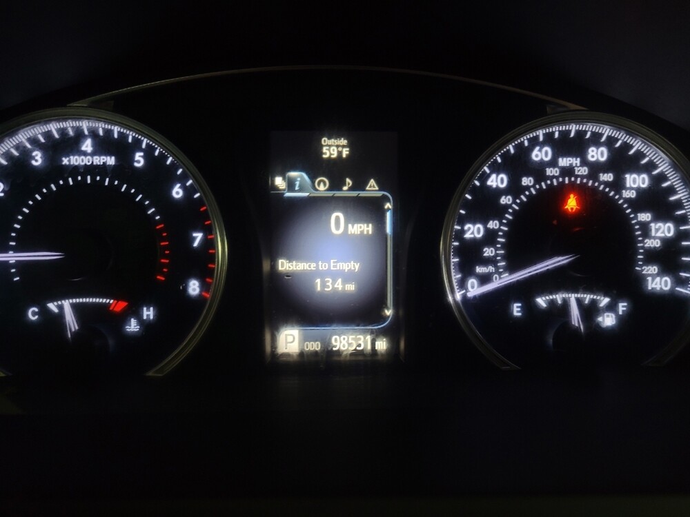 2015 Toyota Camry in Knoxville, TN 37923 - 18107838 23