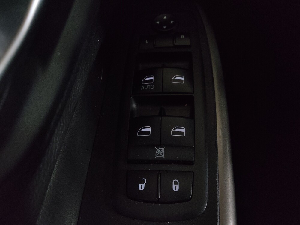 2019 Jeep Cherokee in Duluth, GA 30096 - 18107839 27