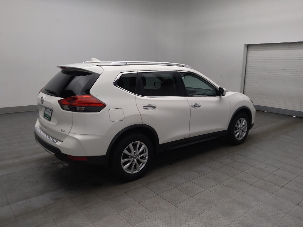2017 Nissan Rogue in Morrow, GA 30260 - 18107851 10