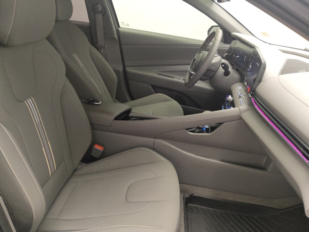 2025 Hyundai Elantra in Conyers, GA 30094 - 18107858 21