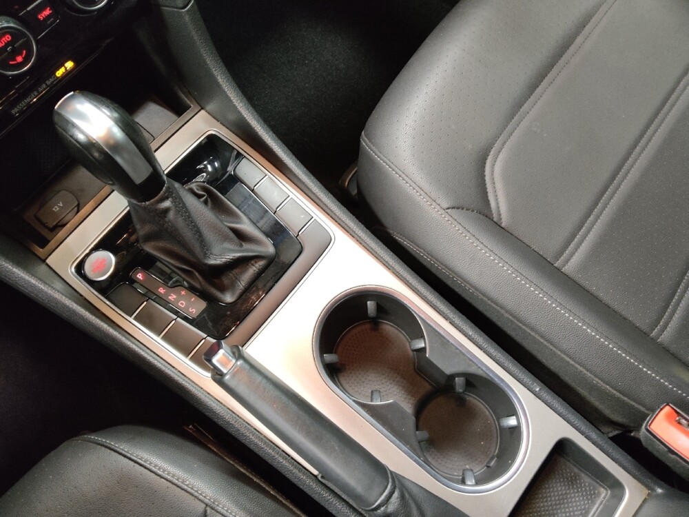 2021 Volkswagen Passat in Lewisville, TX 75067 - 18107862 26