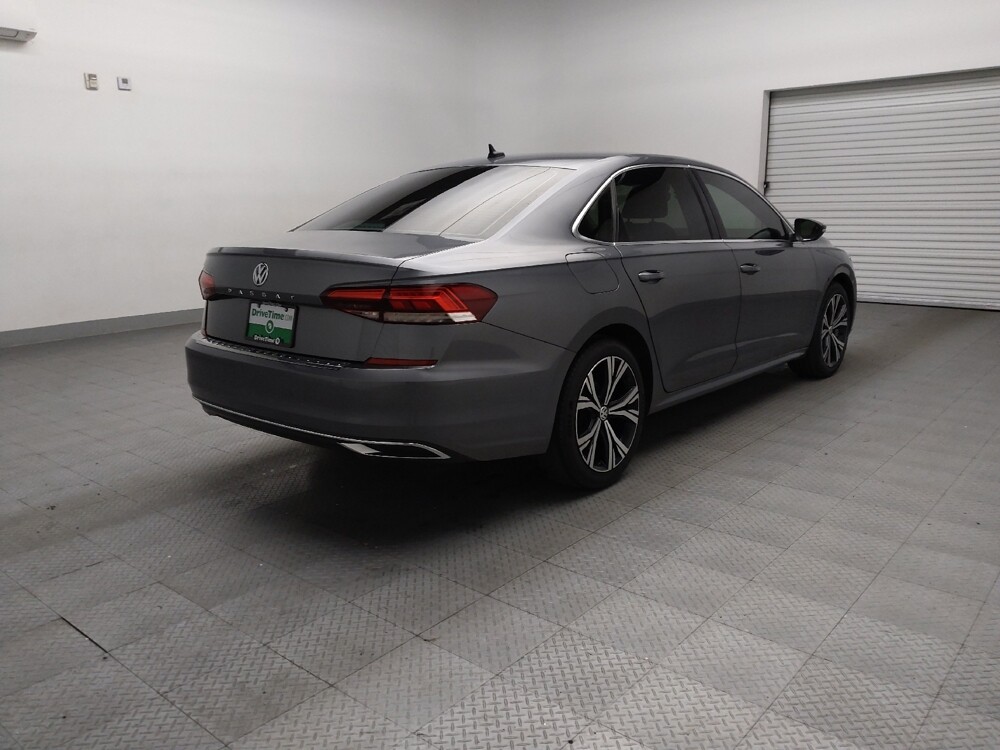 2021 Volkswagen Passat in Lewisville, TX 75067 - 18107862 9