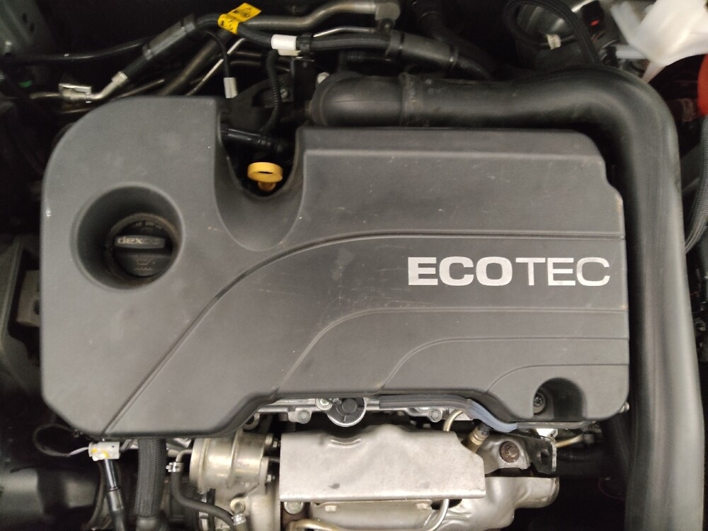 2020 Chevrolet Equinox in Macon, GA 31210 - 18107875 30