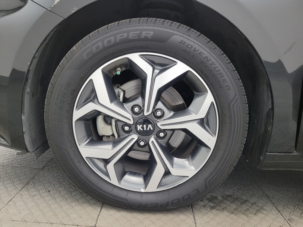 2021 Kia Forte in Glendale, AZ 85301 - 18107885 31