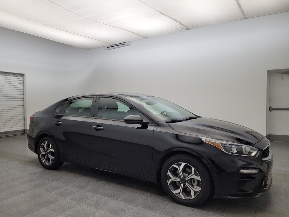 2021 Kia Forte in Glendale, AZ 85301 - 18107885 11