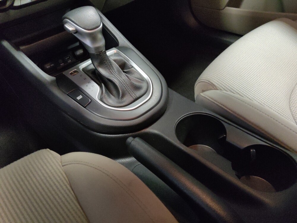 2021 Kia Forte in Glendale, AZ 85301 - 18107885 26