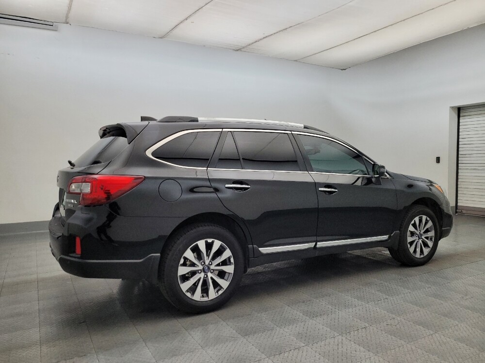 2017 Subaru Outback in Chandler, AZ 85225 - 18107888 10