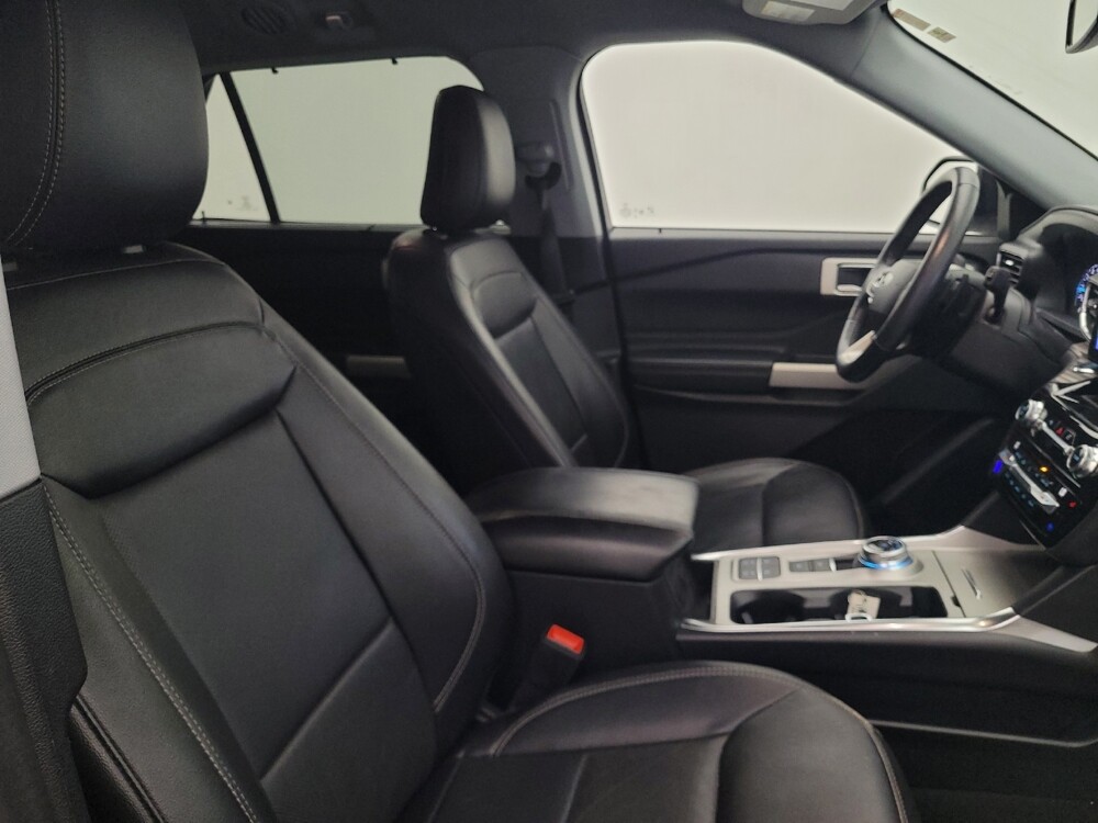 2021 Ford Explorer in Tallahassee, FL 32304 - 18107890 21