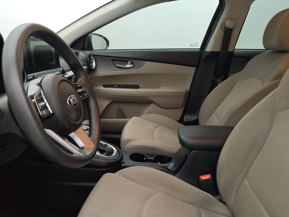 2020 Kia Forte in Fort Myers, FL 33907 - 18107895 17