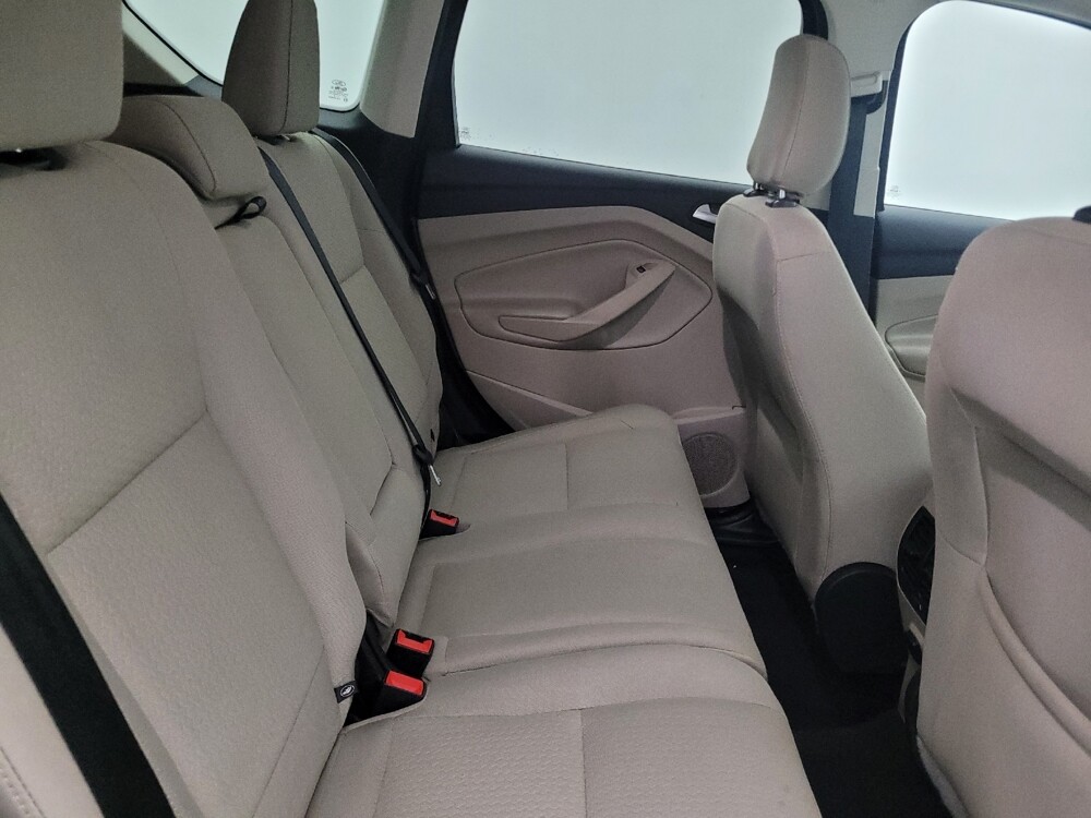 2019 Ford Escape in Tampa, FL 33612 - 18107897 19