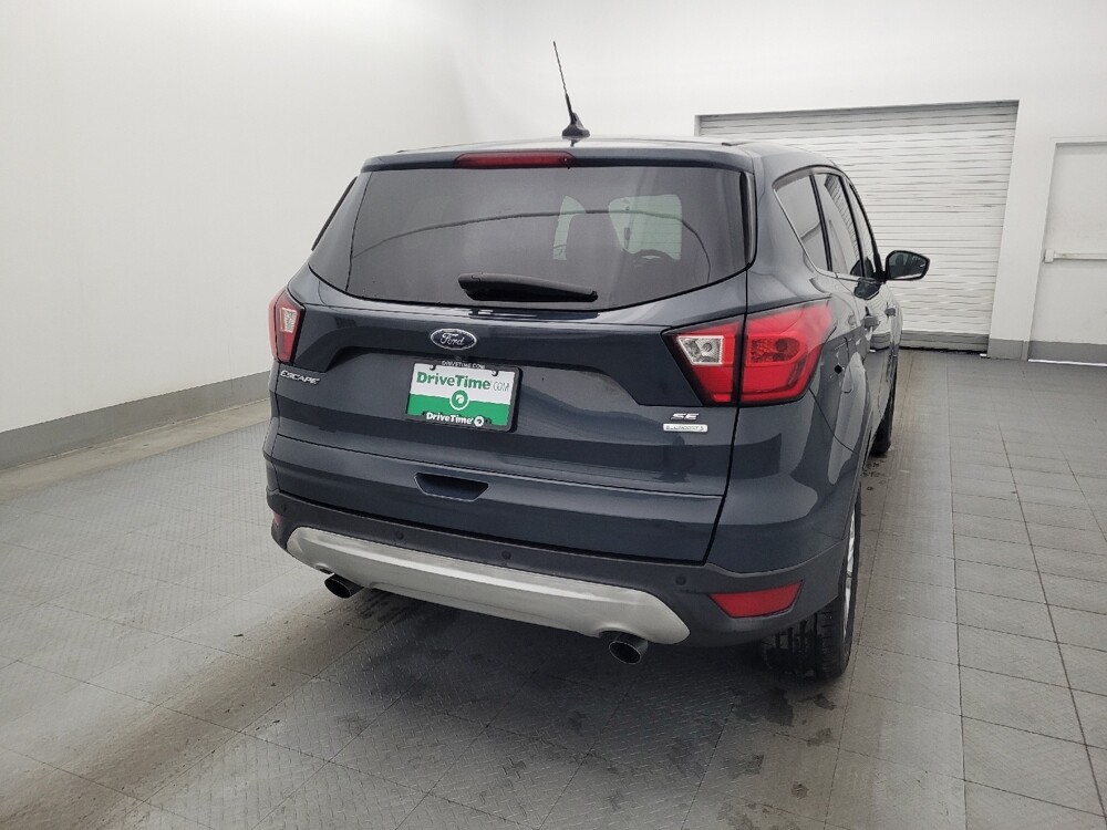 2019 Ford Escape in Tampa, FL 33612 - 18107897 7