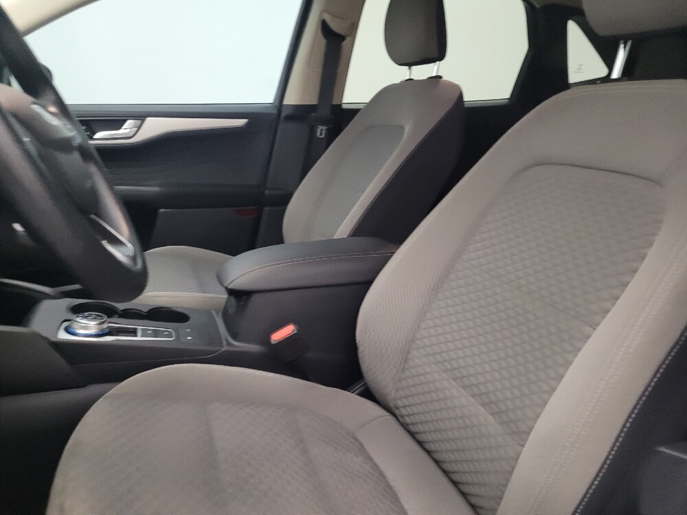 2020 Ford Escape in Fort Myers, FL 33907 - 18107898 17