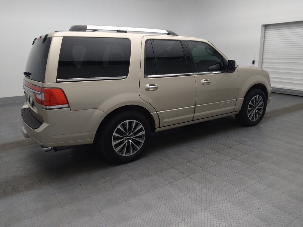 2017 Lincoln Navigator in Orlando, FL 32808 - 18107913 10