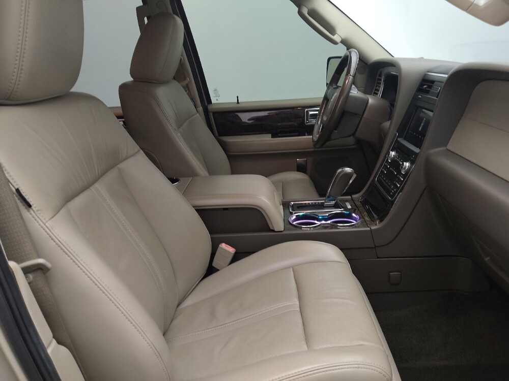 2017 Lincoln Navigator in Orlando, FL 32808 - 18107913 21