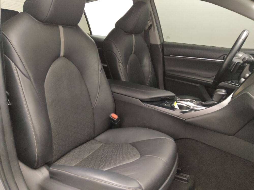 2019 Toyota Camry in Kissimmee, FL 34744 - 18107919 21