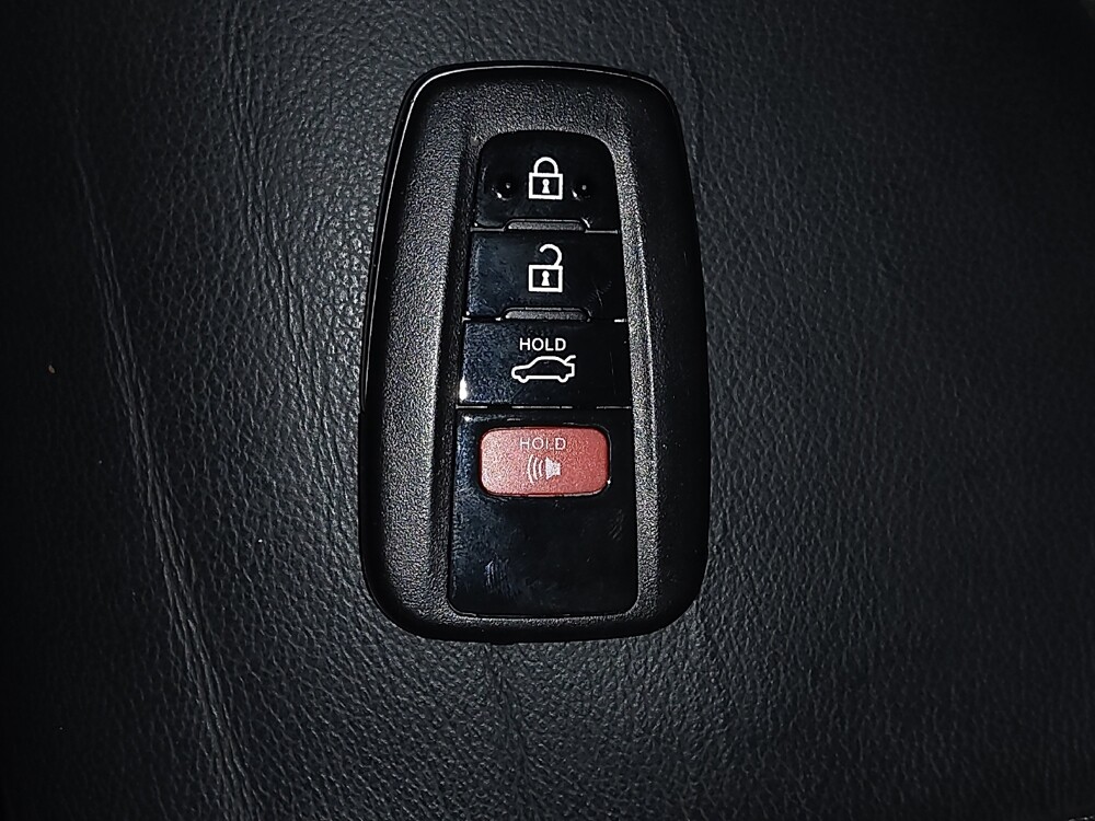 2019 Toyota Camry in Kissimmee, FL 34744 - 18107919 32