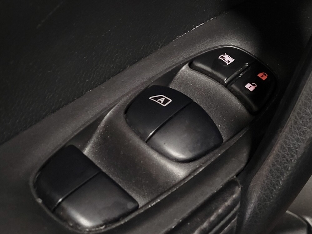 2021 Nissan Rogue Sport in Lauderdale Lakes, FL 33313 - 18107923 27