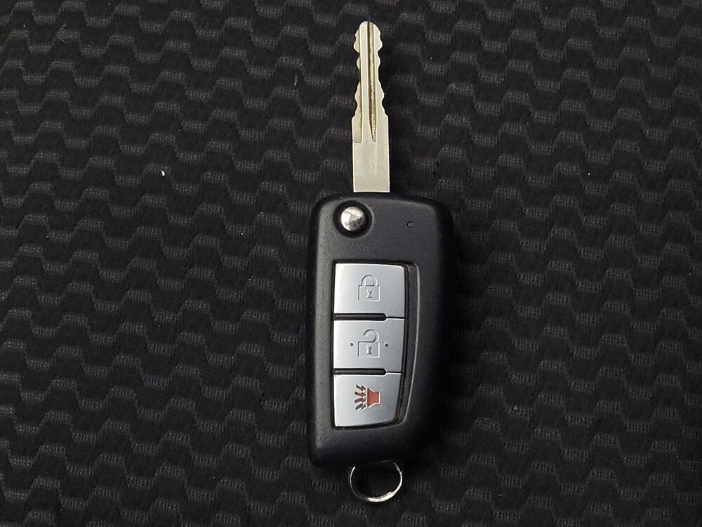 2021 Nissan Rogue Sport in Lauderdale Lakes, FL 33313 - 18107923 32