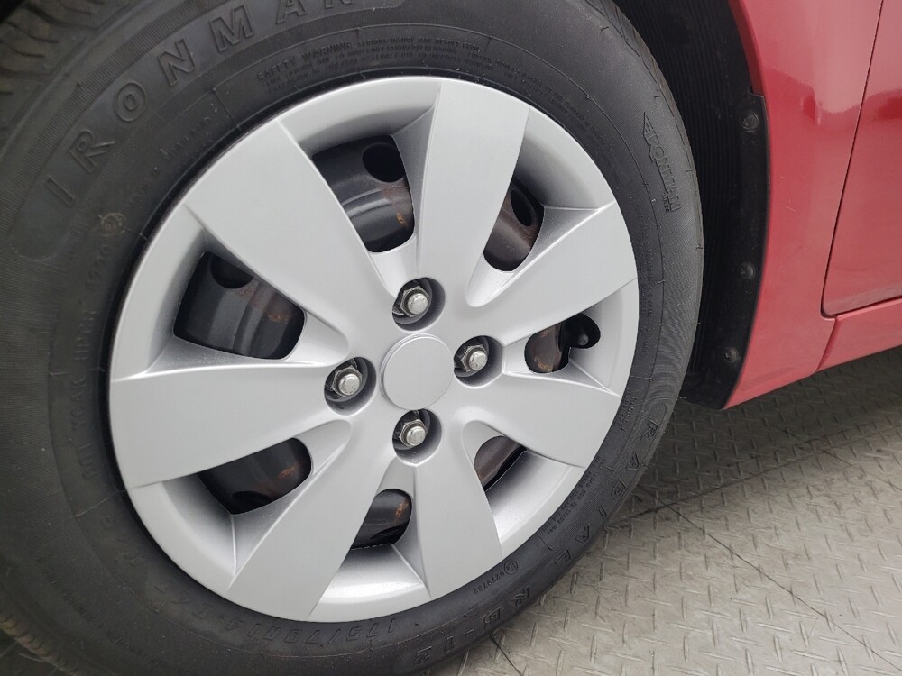 2013 Hyundai Accent in Kissimmee, FL 34744 - 18107929 31