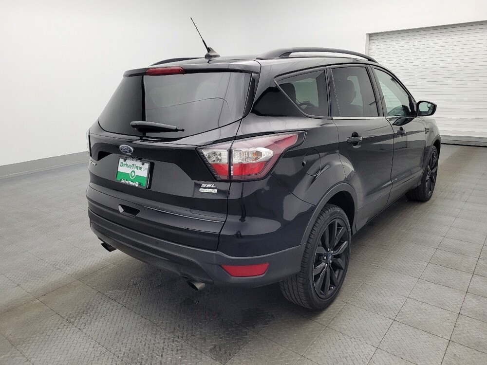 2018 Ford Escape in Jacksonville, FL 32210 - 18107931 9