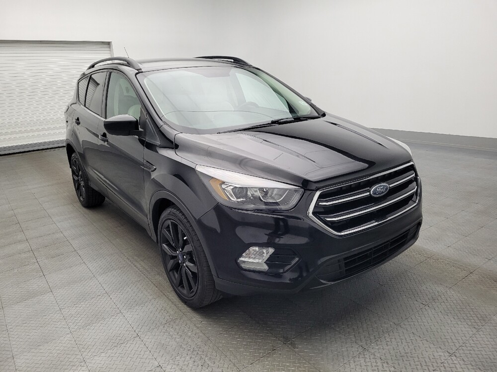 2018 Ford Escape in Jacksonville, FL 32210 - 18107931 13