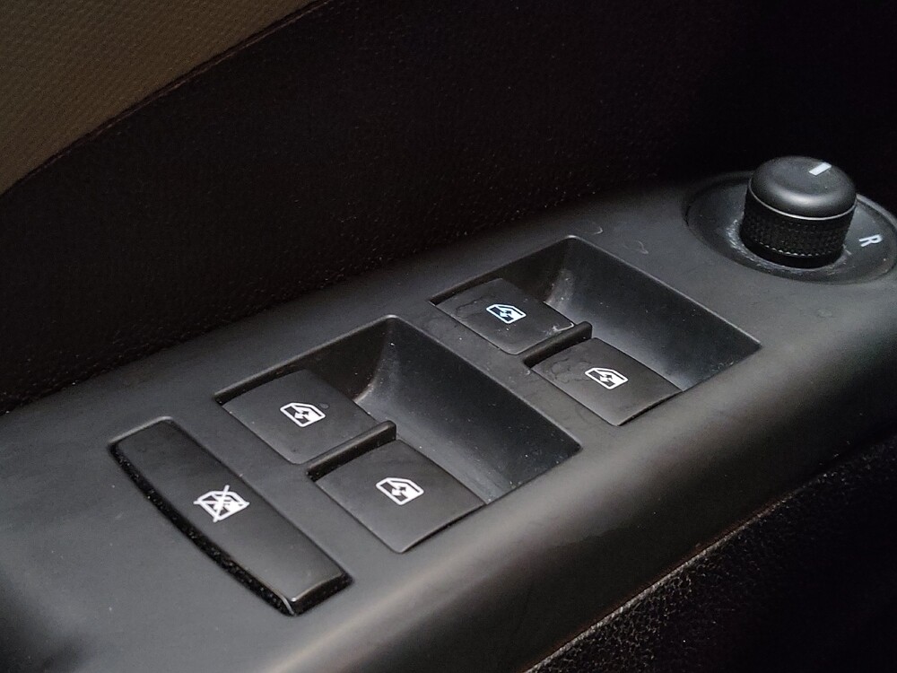 2016 Chevrolet Sonic in Salem, VA 24153 - 18107932 27