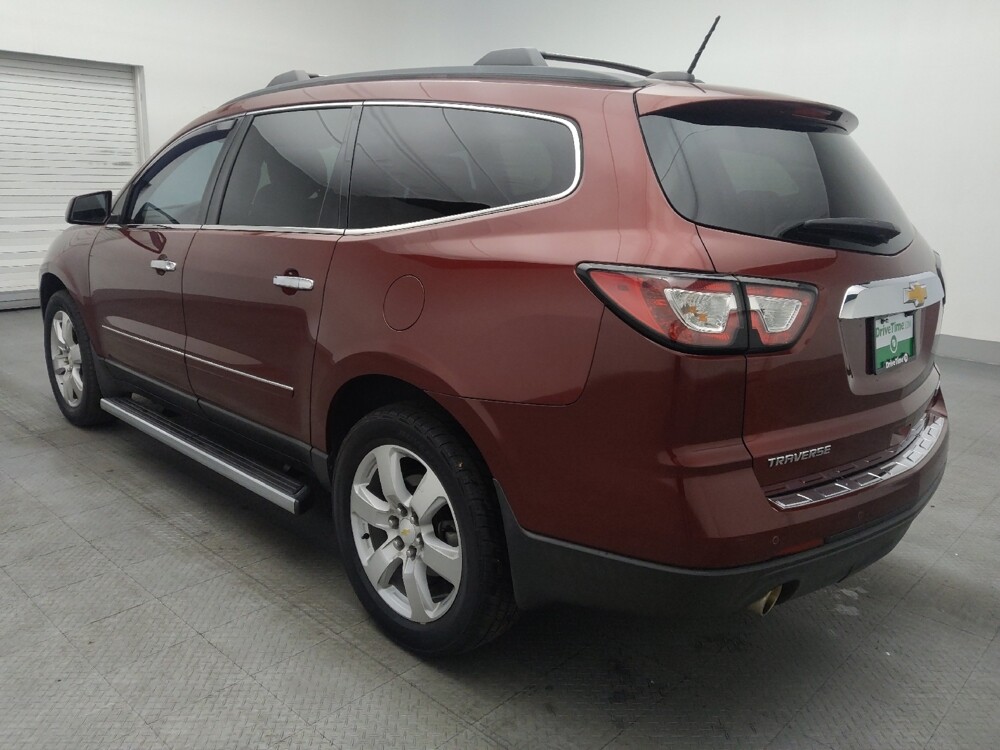 2017 Chevrolet Traverse in Jacksonville, FL 32210 - 18107935 5