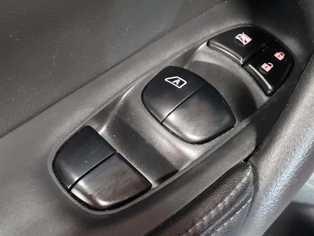 2018 Nissan Rogue in Salem, VA 24153 - 18107937 27