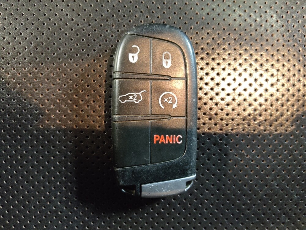 2019 Jeep Grand Cherokee in Winston-Salem, NC 27103 - 18107954 32