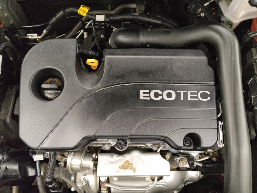 2020 Chevrolet Equinox in Denver, CO 80012 - 18107972 30