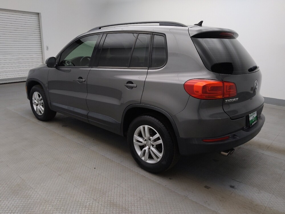 2017 Volkswagen Tiguan in Lakewood, CO 80215 - 18107974 3