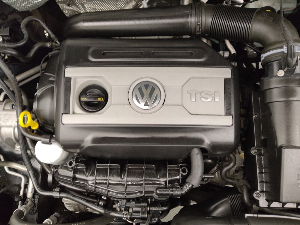 2017 Volkswagen Tiguan in Lakewood, CO 80215 - 18107974 30